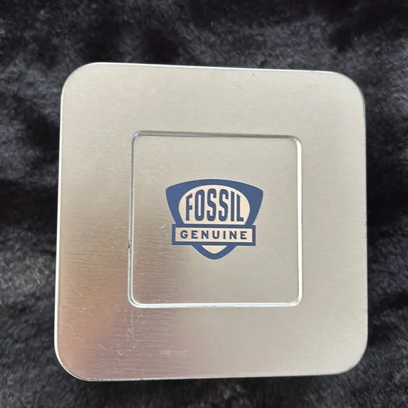 Fossil Women's Silver Watch with Pink Dial - Picture 3 of 3